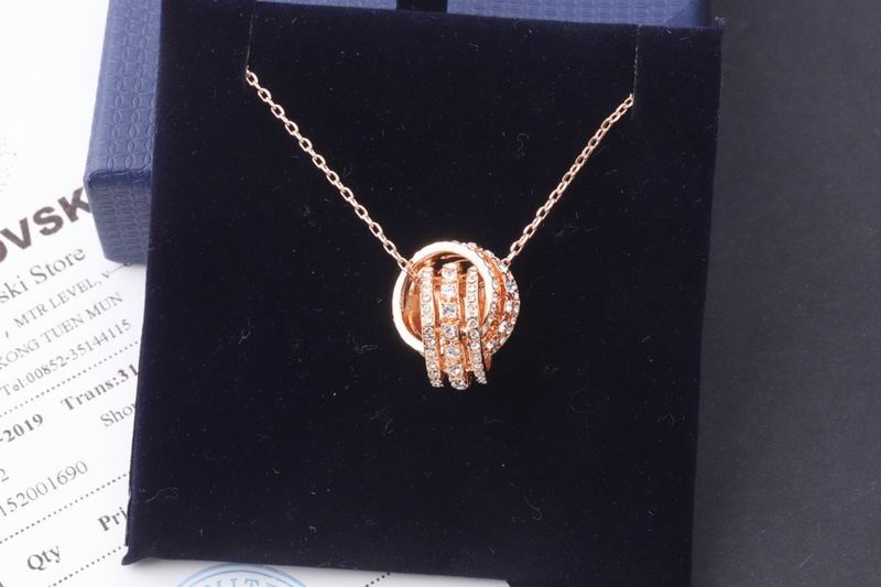 Swarovski Necklace 04lyr194